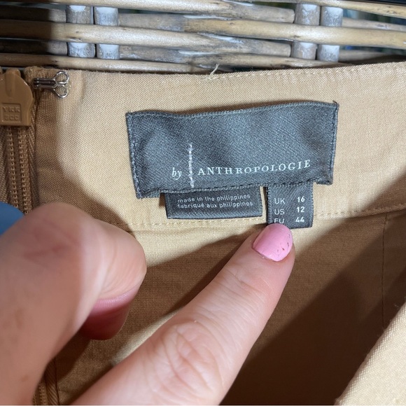 NWT Anthropologie Tan Pencil Skirt - size 12 - Picture 9 of 12